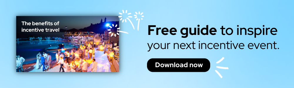 An illuminated outdoor poolside event at night with people socializing, overlaid with the text The benefits of incentive events and a call-to-action: Free guide to inspire your next incentive event. Download now. on a blue background.